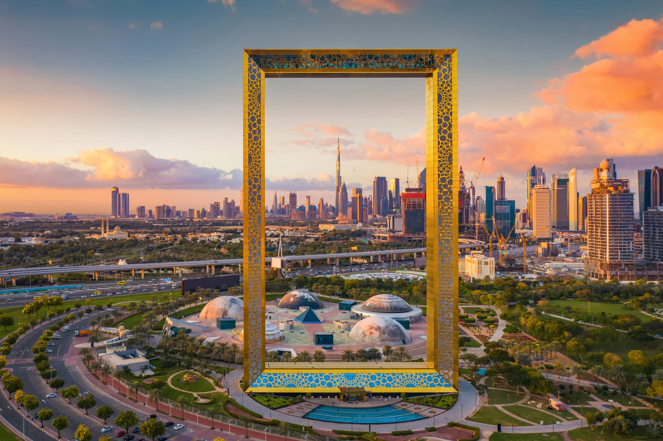 UAE Golden Visa Rule 2025: Property Investors